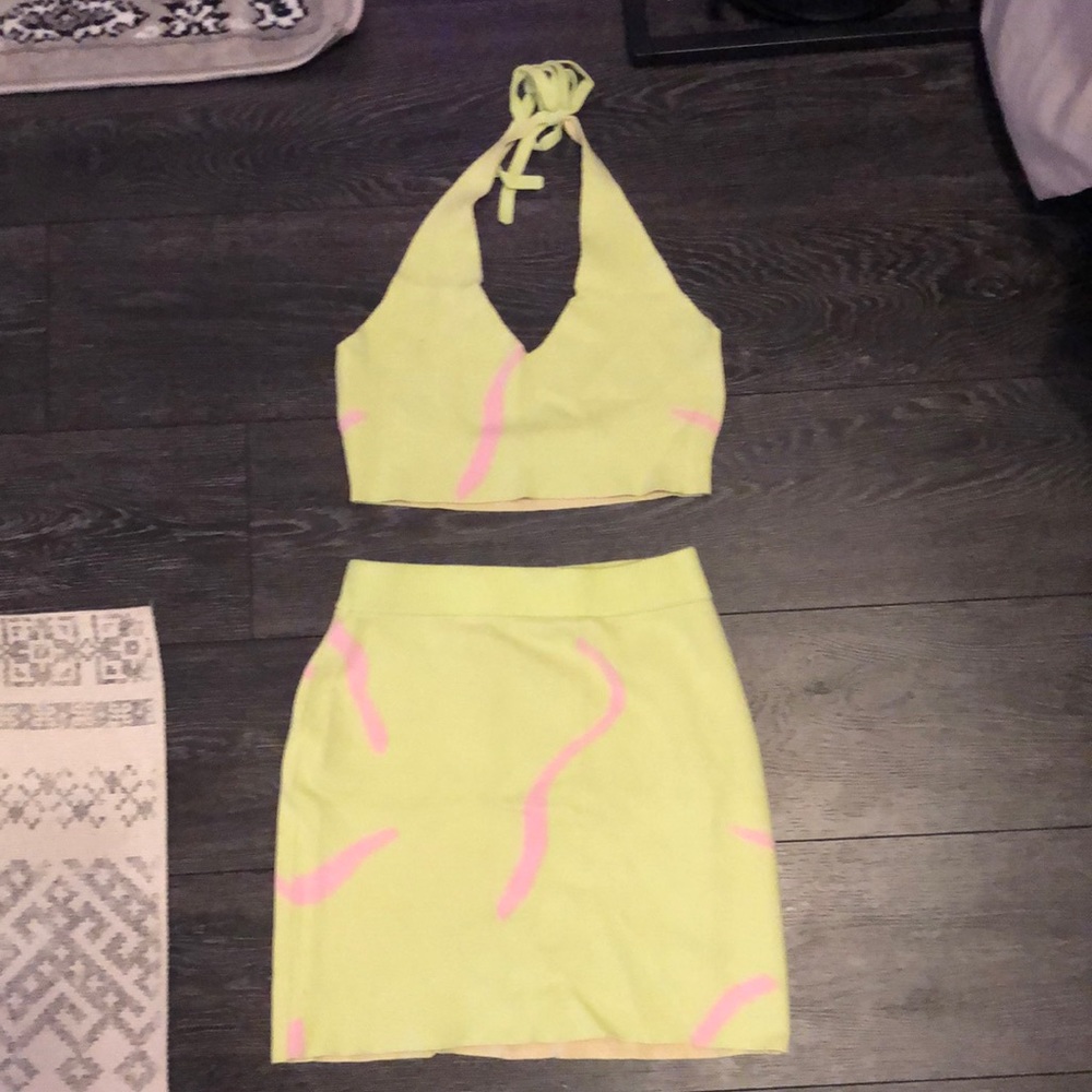 White fox boutique matching set